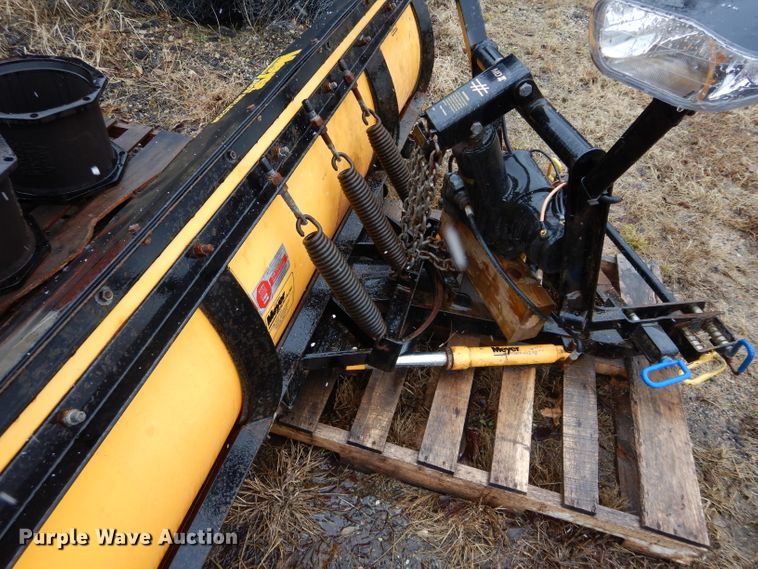 image for item GE9233 Meyer 90"W snow plow