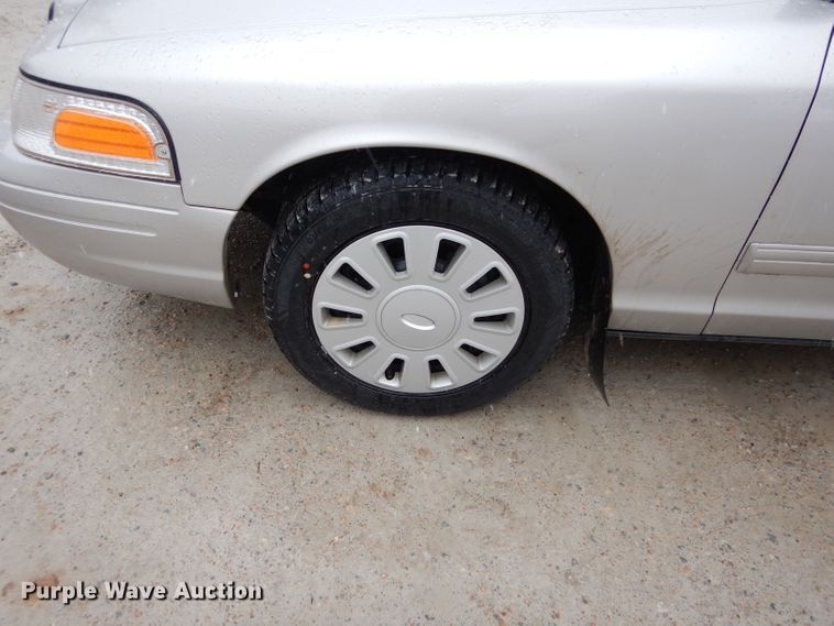 image for item GE9235 2009 Ford Crown Victoria Police Interceptor