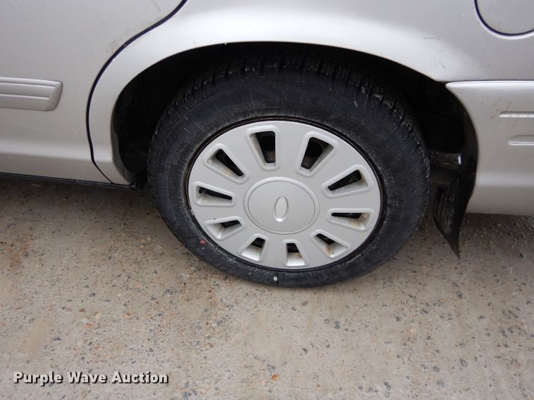 image for item GE9235 2009 Ford Crown Victoria Police Interceptor