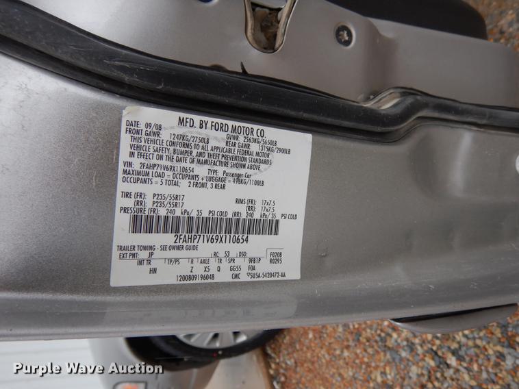 image for item GE9235 2009 Ford Crown Victoria Police Interceptor