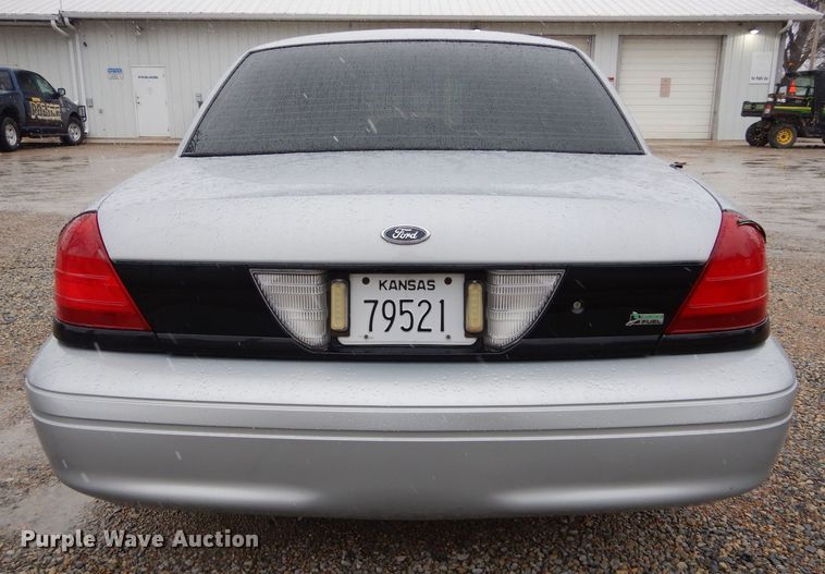 image for item GE9236 2011 Ford Crown Victoria Police Interceptor