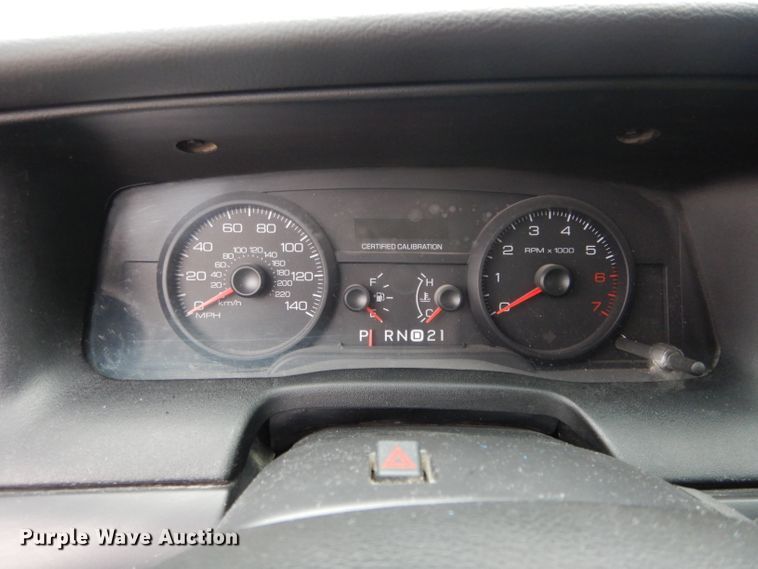 image for item GE9236 2011 Ford Crown Victoria Police Interceptor