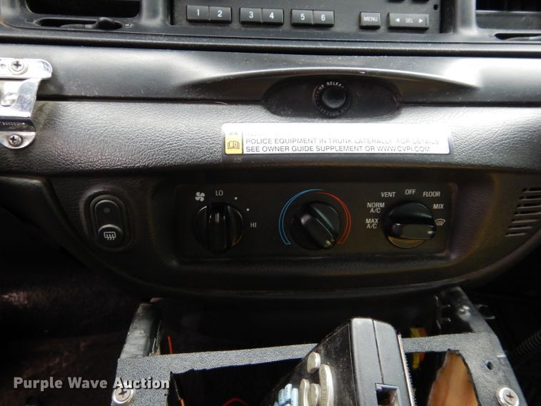 image for item GE9236 2011 Ford Crown Victoria Police Interceptor