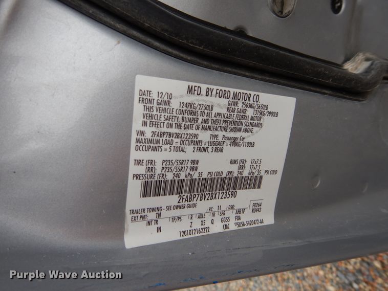 image for item GE9236 2011 Ford Crown Victoria Police Interceptor