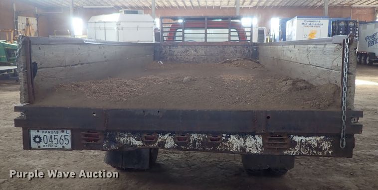 image for item GF9730 1969 Ford F600 grain truck