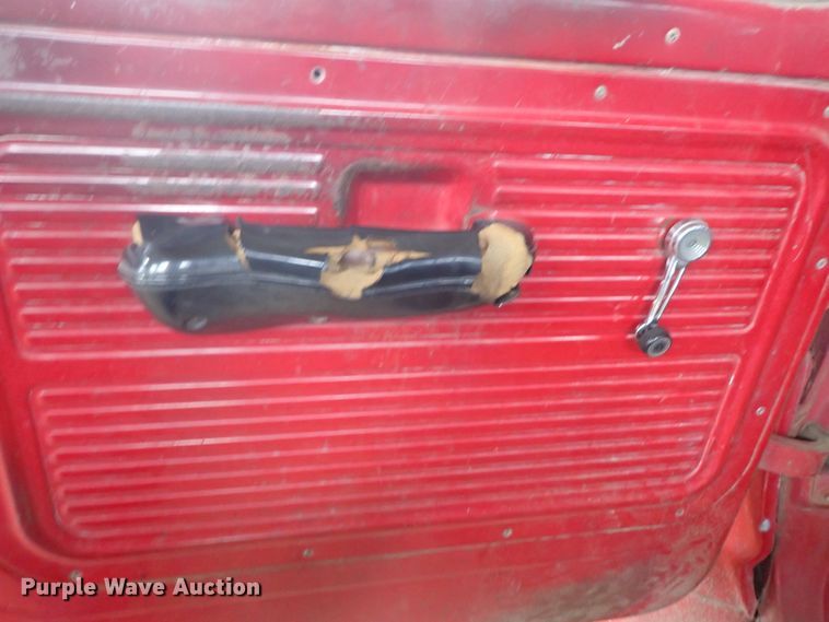 image for item GF9730 1969 Ford F600 grain truck