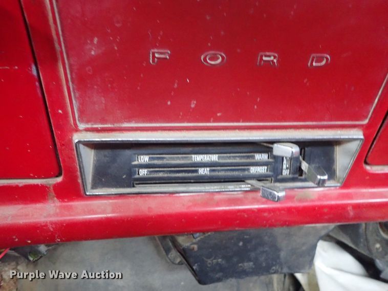 image for item GF9730 1969 Ford F600 grain truck