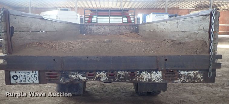 image for item GF9730 1969 Ford F600 grain truck