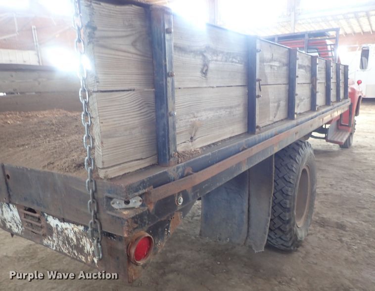 image for item GF9730 1969 Ford F600 grain truck