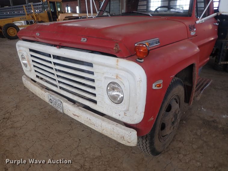 image for item GF9730 1969 Ford F600 grain truck