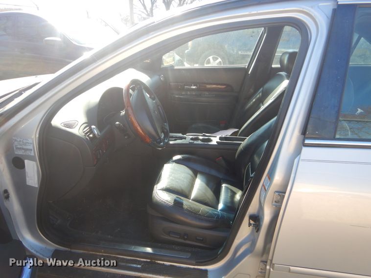 image for item GG9619 2001 Lincoln LS