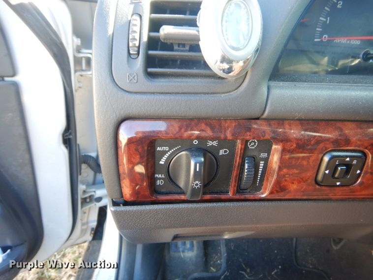 image for item GG9619 2001 Lincoln LS