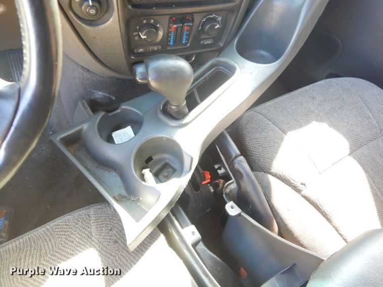 image for item GG9620 2002 Chevrolet TrailBlazer LT SUV