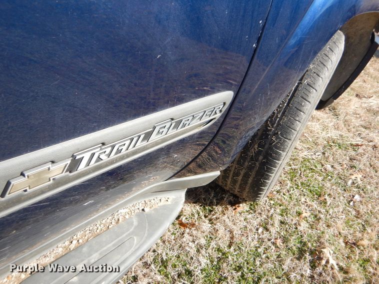 image for item GG9620 2002 Chevrolet TrailBlazer LT SUV