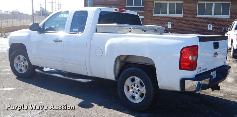 image for item GG9625 2008 Chevrolet Silverado 1500 Ext. Cab pickup truck
