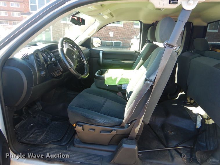 image for item GG9625 2008 Chevrolet Silverado 1500 Ext. Cab pickup truck
