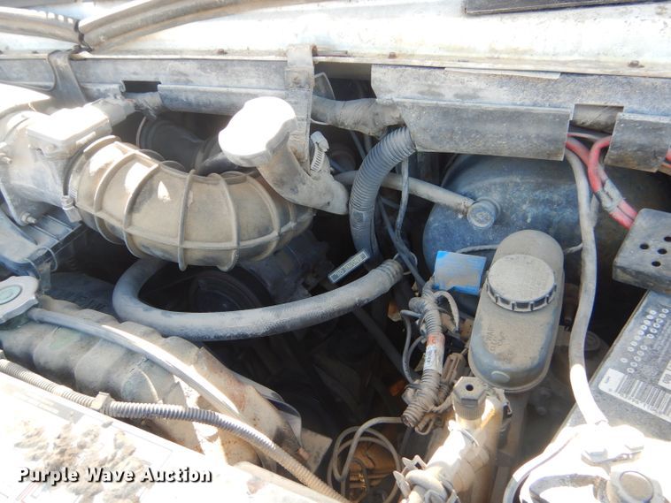 image for item GG9626 1994 Ford Club Wagon van