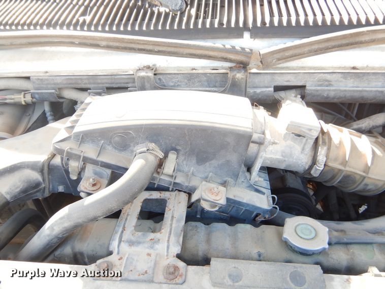 image for item GG9626 1994 Ford Club Wagon van