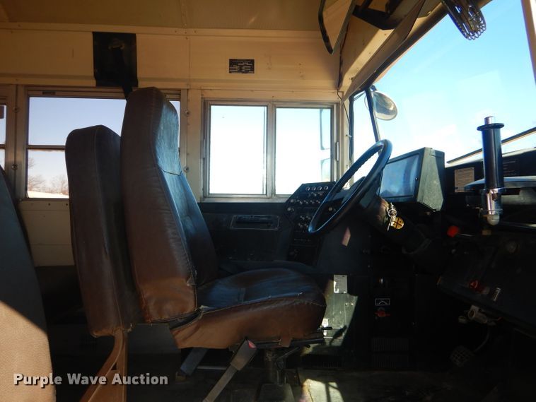 image for item GG9627 1995 Chevrolet Blue Bird school bus