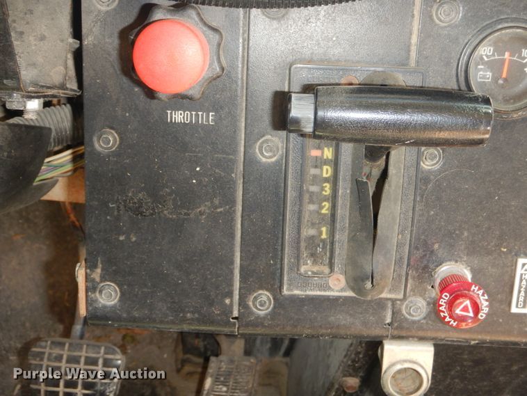 image for item GG9627 1995 Chevrolet Blue Bird school bus