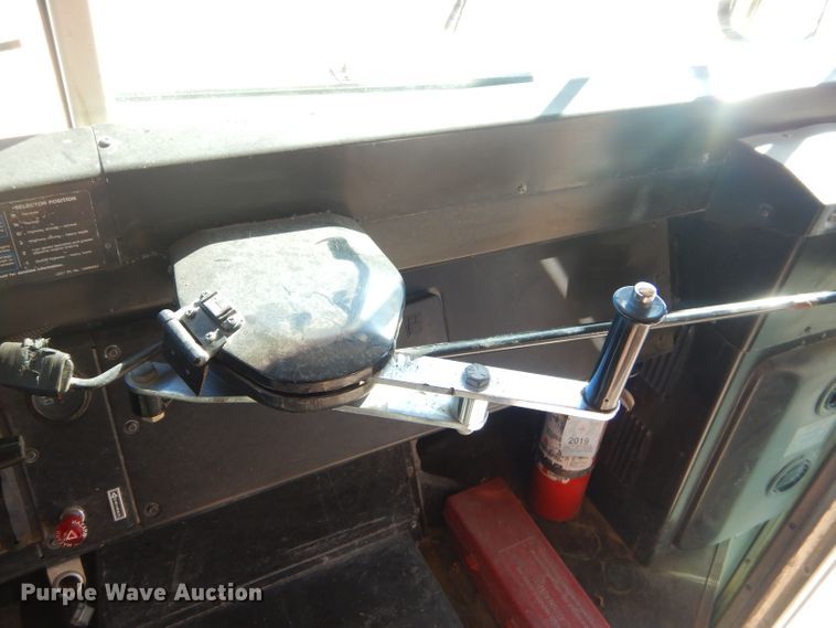 image for item GG9627 1995 Chevrolet Blue Bird school bus