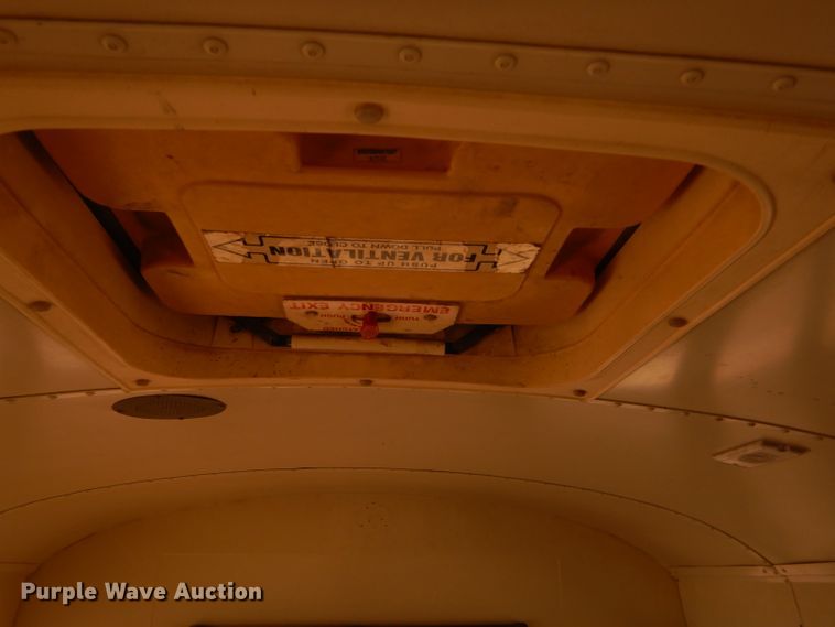 image for item GG9627 1995 Chevrolet Blue Bird school bus