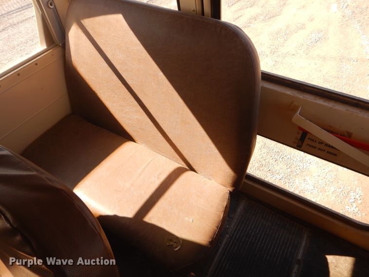 image for item GG9627 1995 Chevrolet Blue Bird school bus