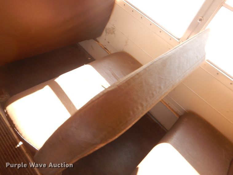 image for item GG9627 1995 Chevrolet Blue Bird school bus