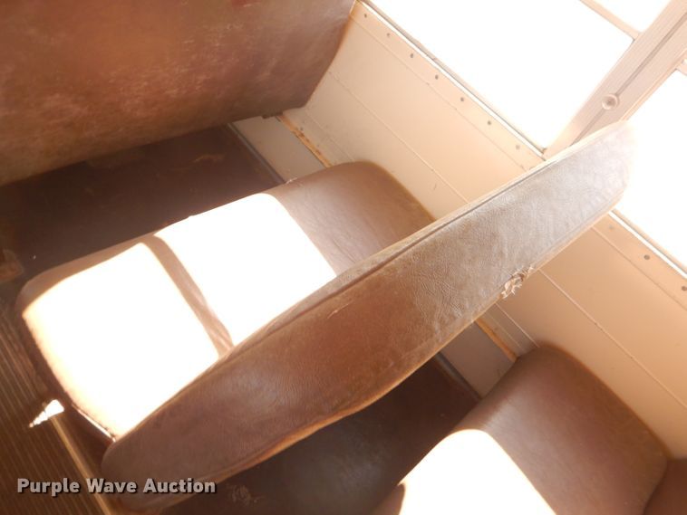 image for item GG9627 1995 Chevrolet Blue Bird school bus