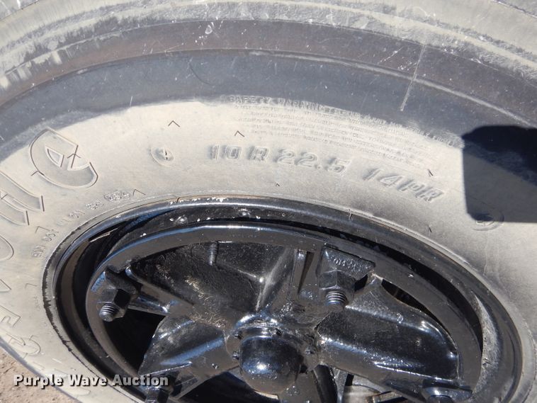 image for item GG9627 1995 Chevrolet Blue Bird school bus