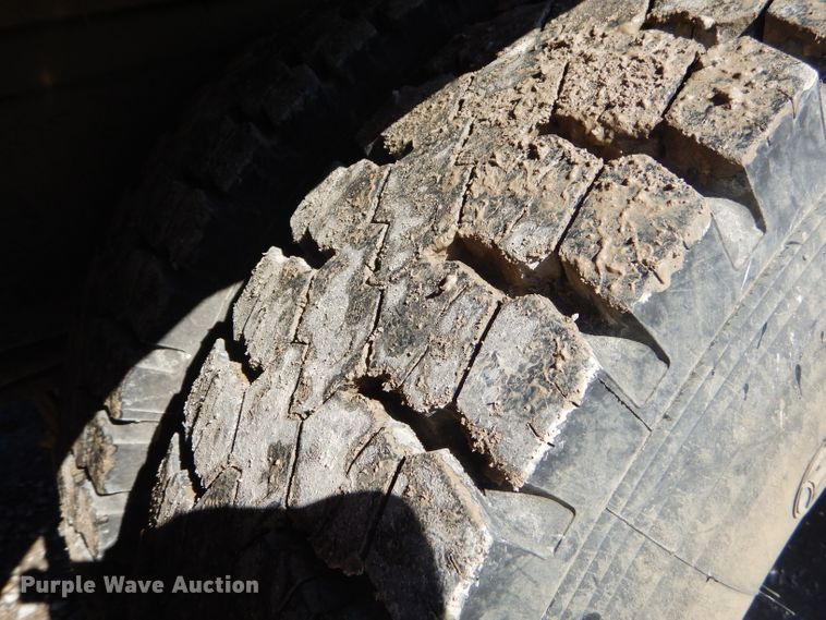 image for item GG9627 1995 Chevrolet Blue Bird school bus