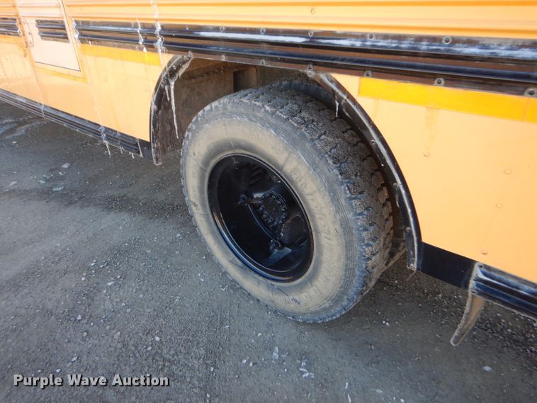 image for item GG9627 1995 Chevrolet Blue Bird school bus