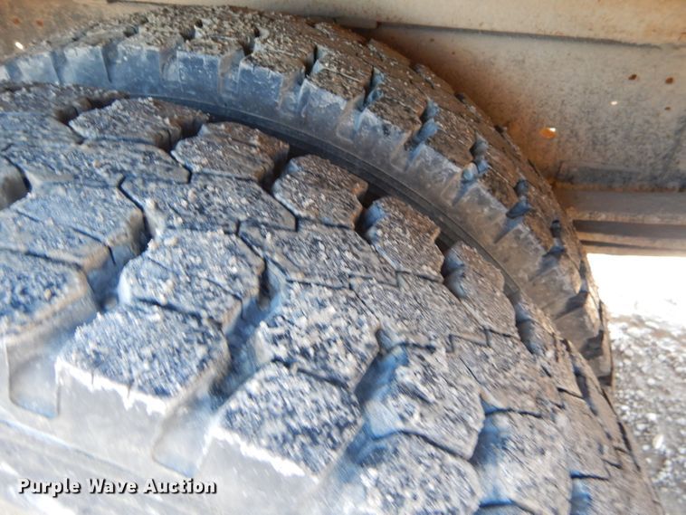 image for item GG9627 1995 Chevrolet Blue Bird school bus