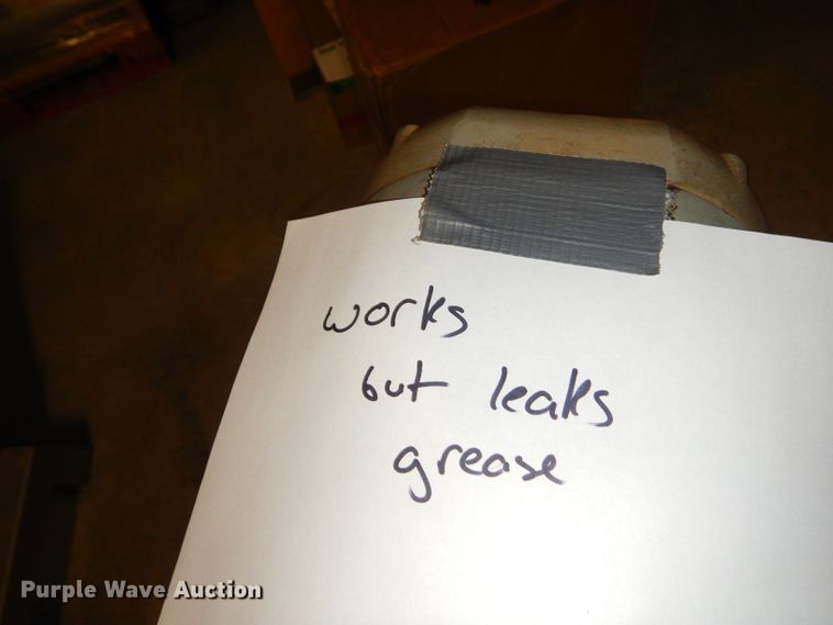 image for item GG9628 Hobart 200 mixer