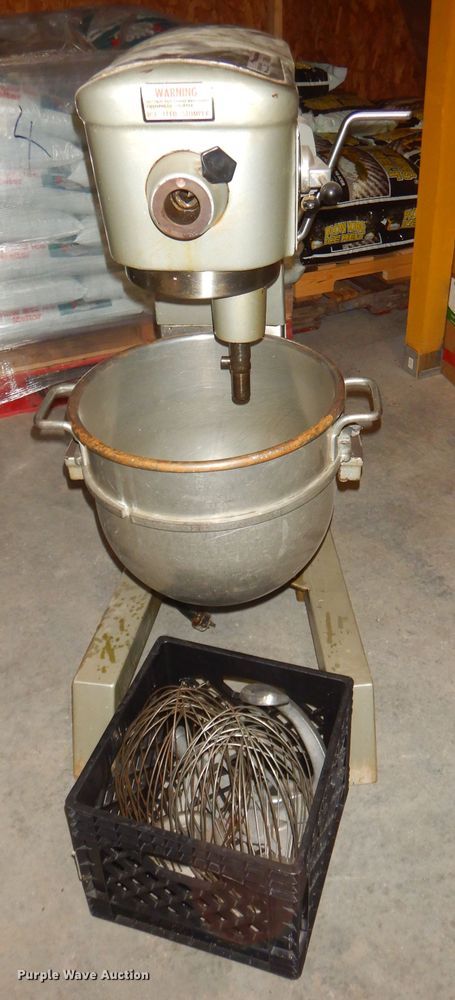 image for item GG9629 Hobart D300 mixer