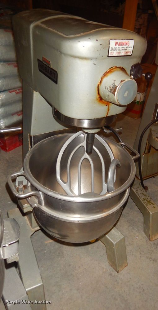 image for item GG9630 Hobart D300 mixer