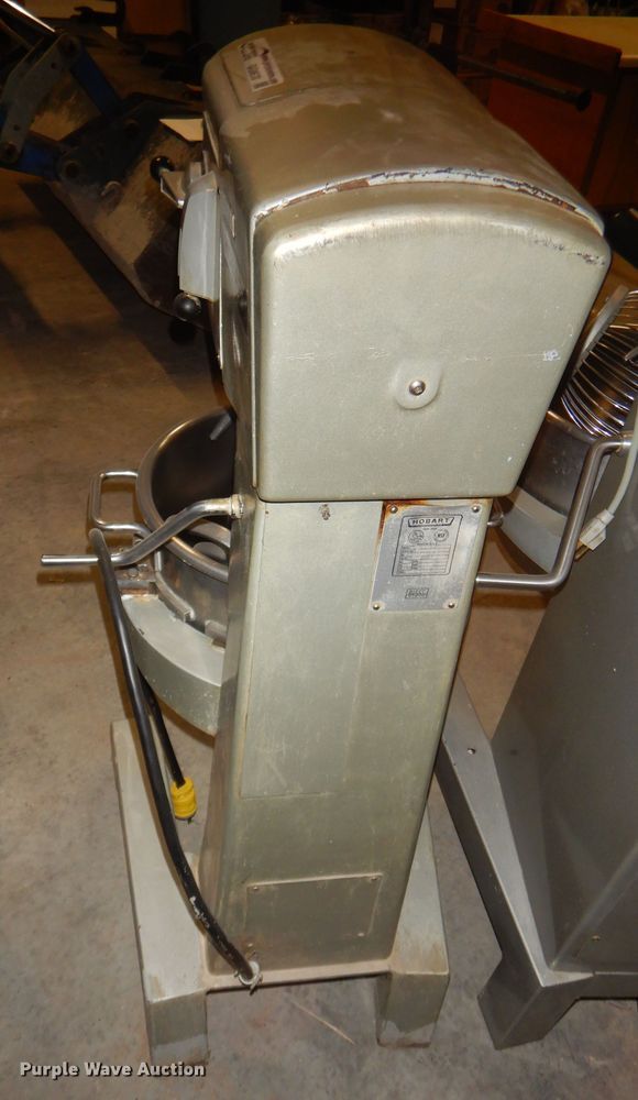 image for item GG9630 Hobart D300 mixer