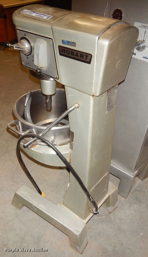 image for item GG9630 Hobart D300 mixer