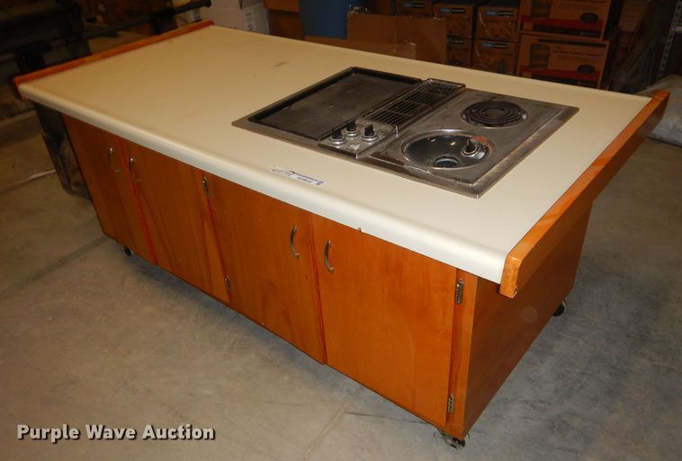 image for item GG9632 Jenn-Air electric range