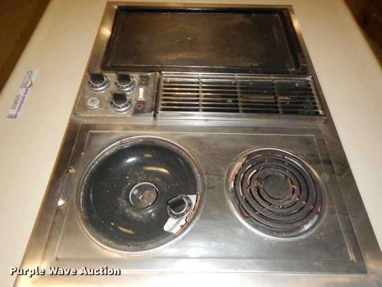 image for item GG9632 Jenn-Air electric range