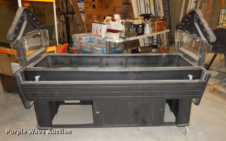 image for item GG9633 Carlisle serving cart