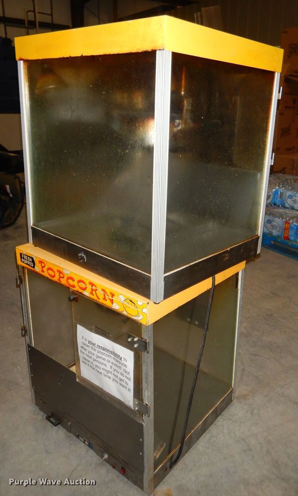 image for item GG9635 (2) popcorn machines