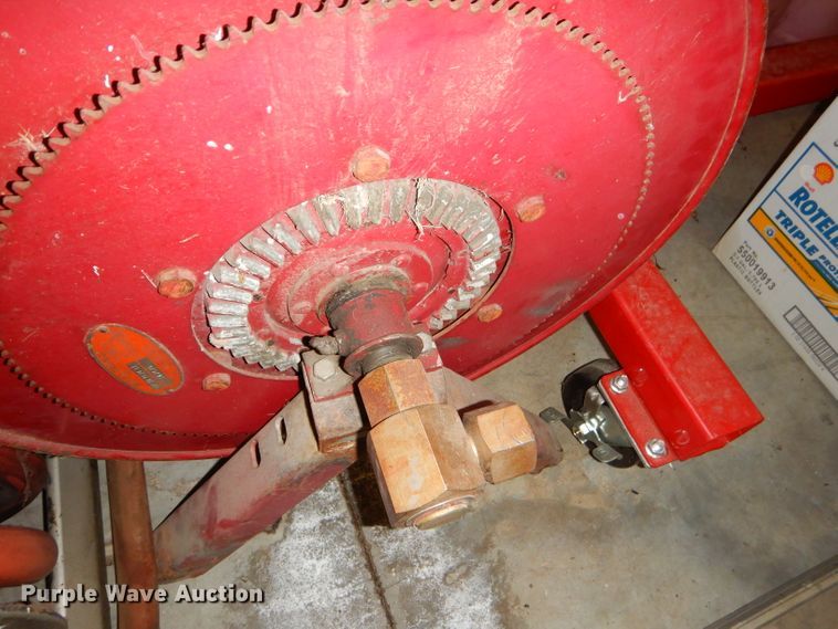 image for item GG9690 (2) hose reels