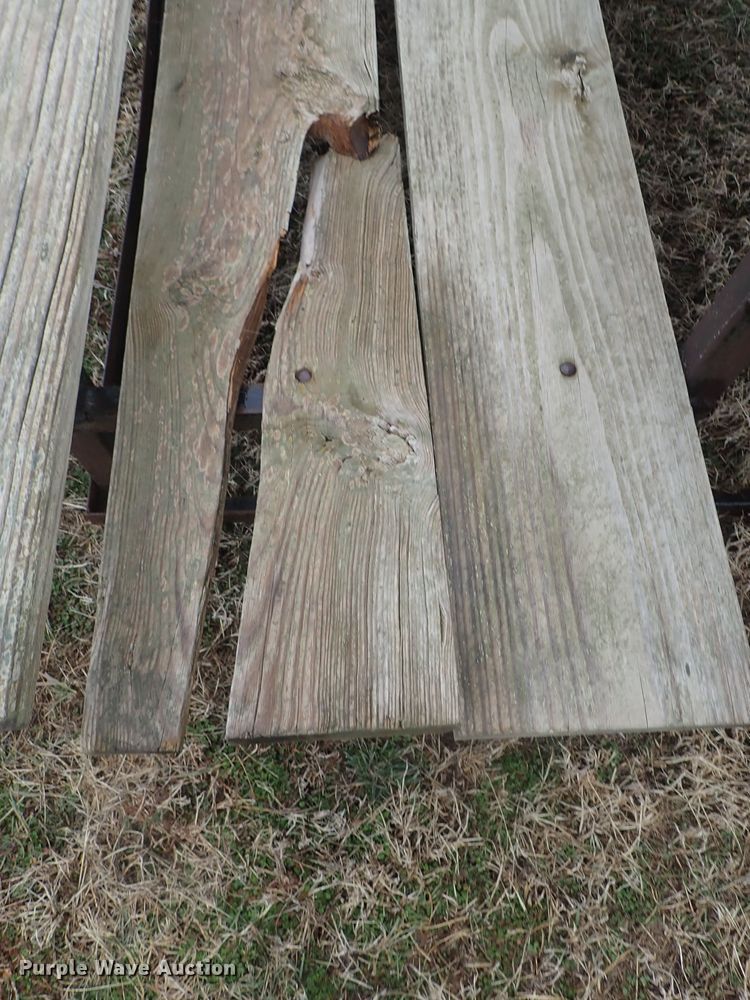 image for item GN9632 (4) wood bleachers