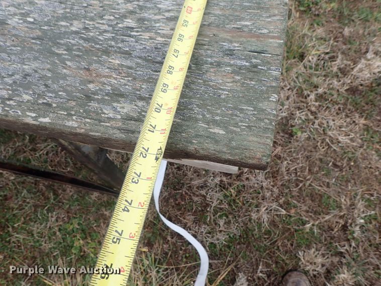 image for item GN9632 (4) wood bleachers