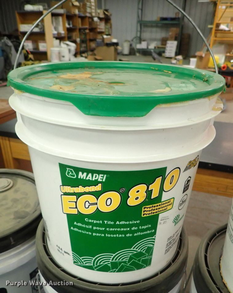 image for item GN9647 Adhesive and sealant