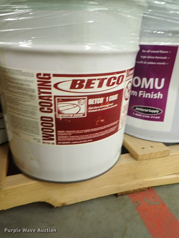 image for item GN9647 Adhesive and sealant