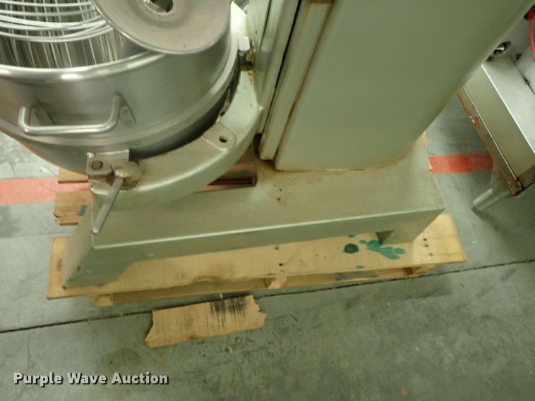 image for item GN9651 Hobart H600 mixer