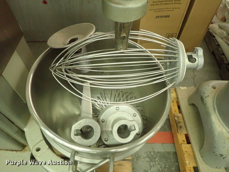 image for item GN9651 Hobart H600 mixer