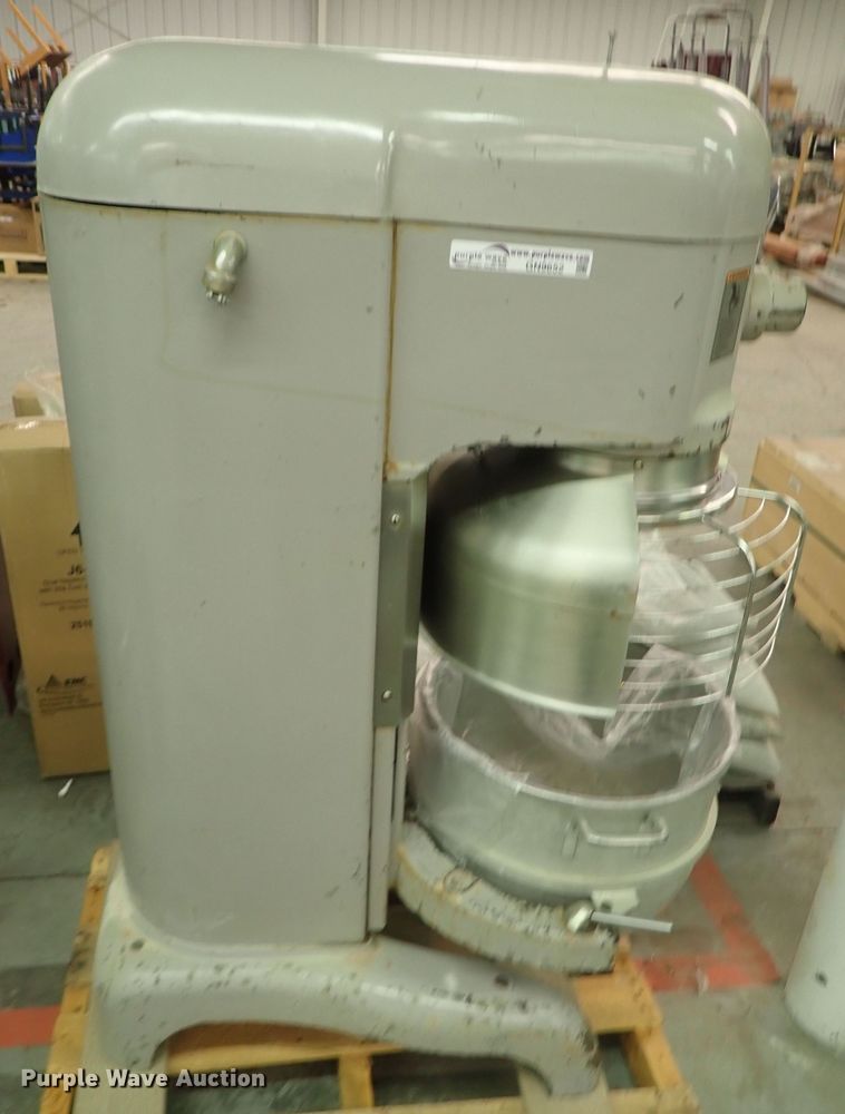 image for item GN9652 Hobart H600 mixer